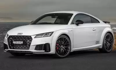 Spesifikasi dan Fitur Audi TT RS 2024: Menggoda Hati Penggemar Coupe