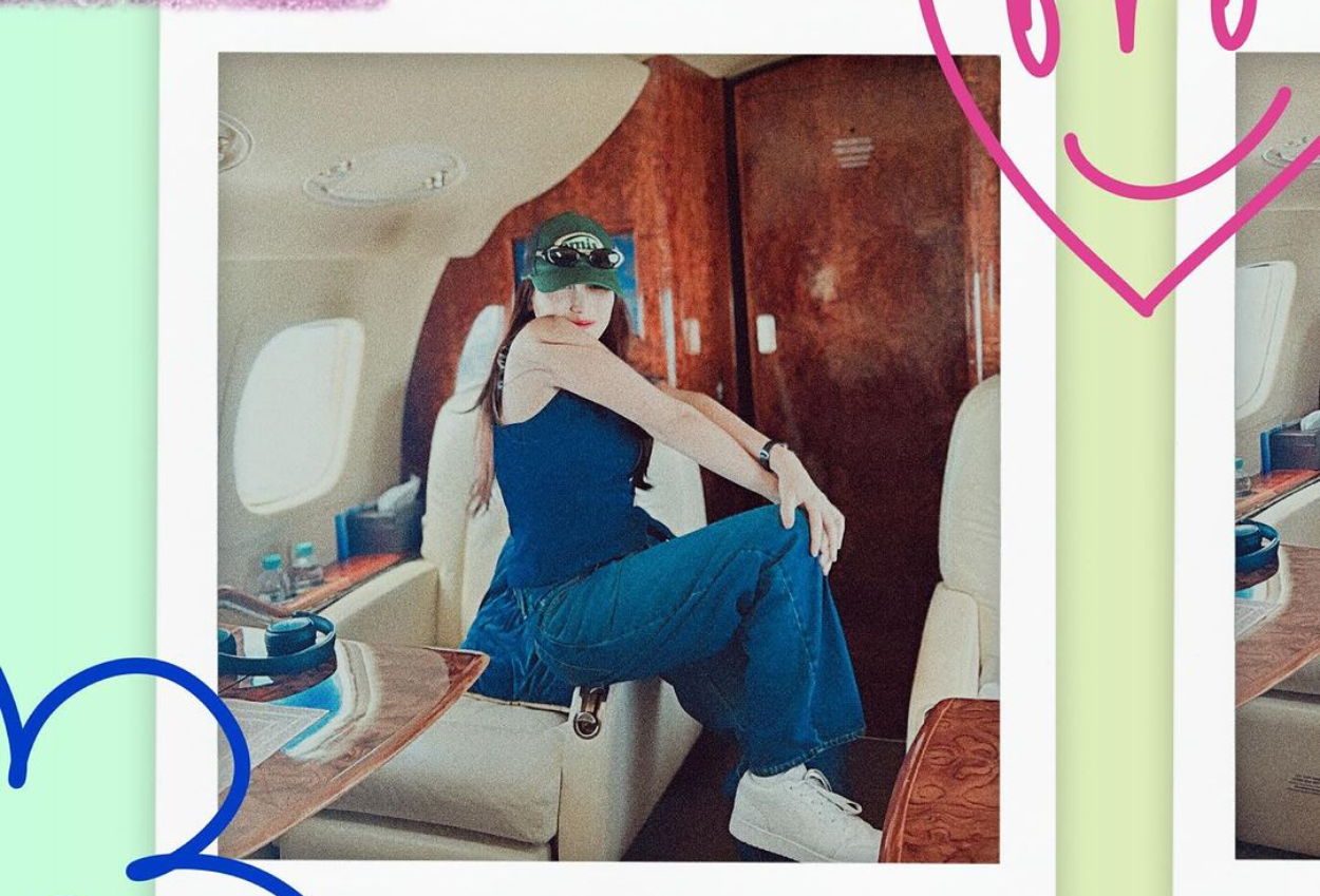 Ayu Ting Ting Tampil Stylish ala Idol K Pop Saat Naik Private Jet