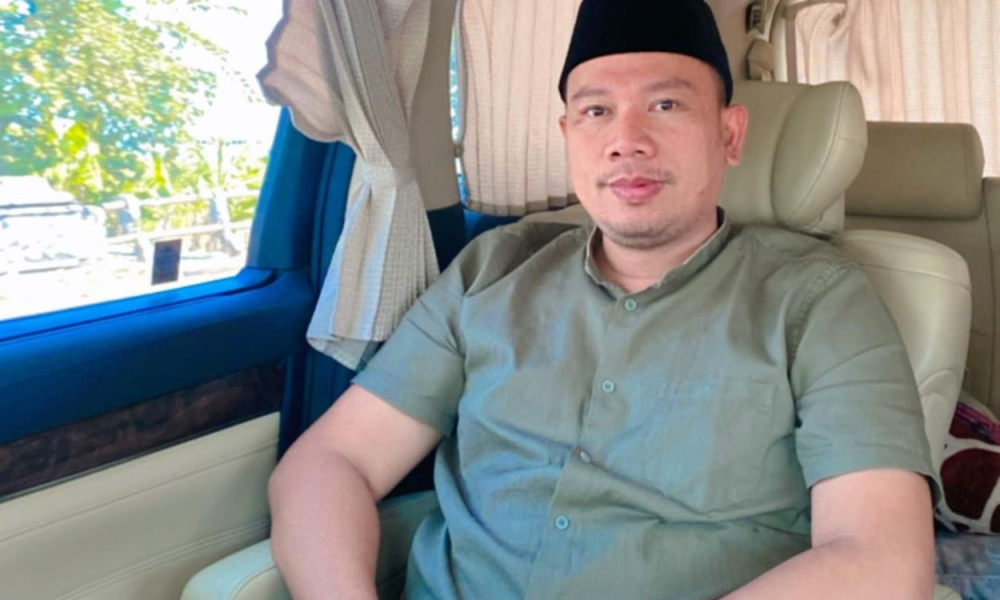 Debat Pilbup Pemalang Dihiasi Aksi Nyanyi Vicky Prasetyo saat Menyampaikan Misi