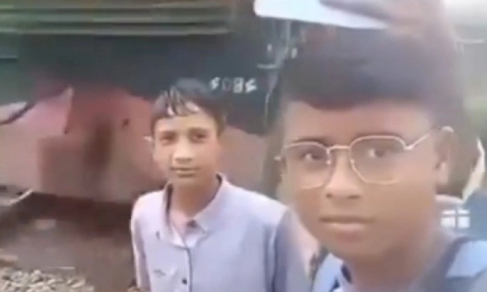 Demi Konten, Remaja Bangladesh Tersambar Kereta saat Bikin Video TikTok