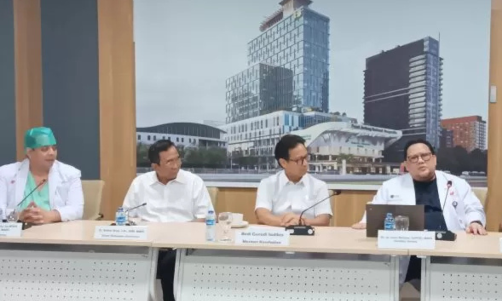 Cetak Sejarah, Menkes Apresiasi Keberhasilan Operasi Jantung Robotik RS Harapan Kita