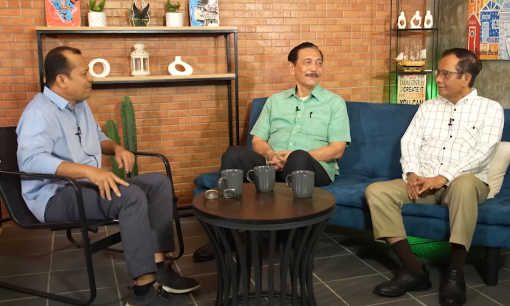 Dipersatukan Gus Dur, Mahfud MD dan Luhut Cerita Perjalanan 24 Tahun Bersahabat