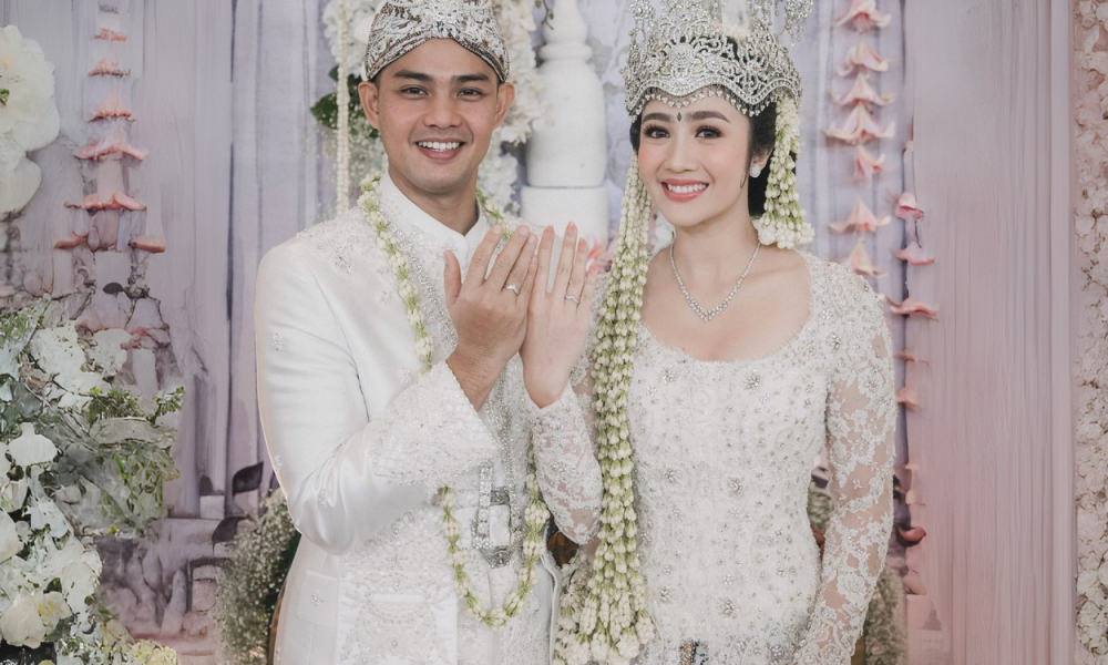 Febby Rastanty Sah Menikah dengan Drajad Djumantara, Gunakan Adat Sunda