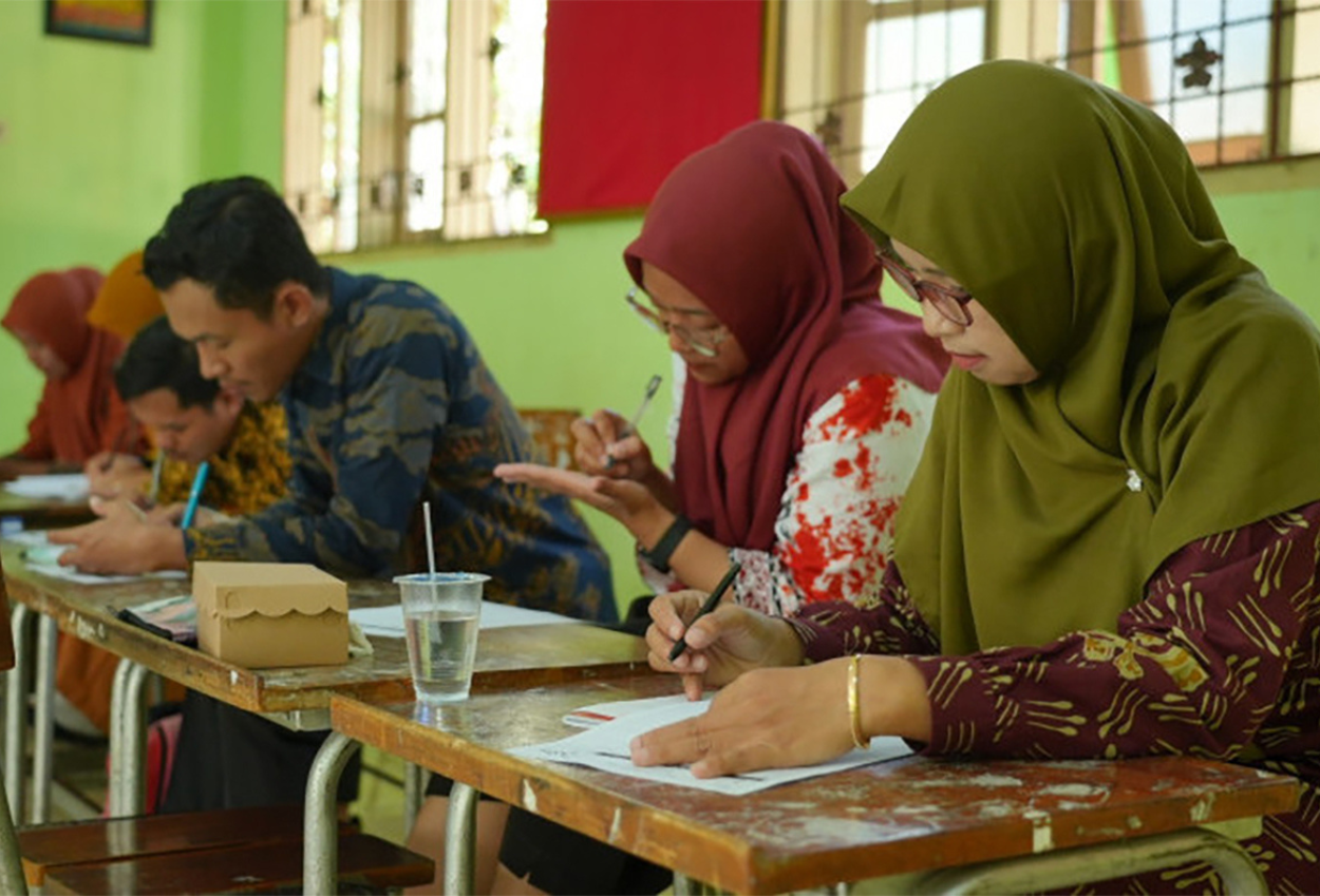 Gaji Guru Bakal Naik Rp2 Juta Tahun Depan, tapi Berbasis Sertifikasi