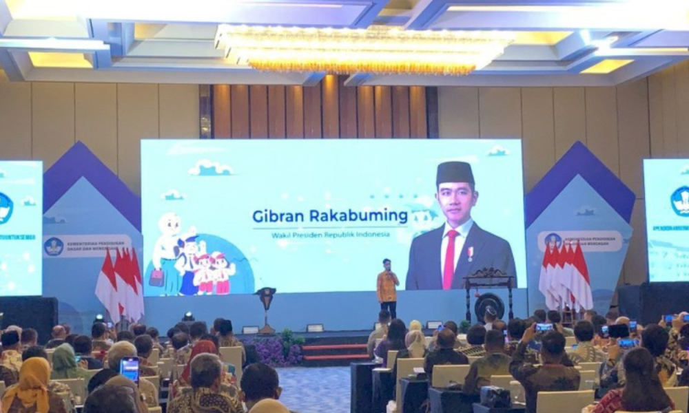 Gibran Ungkap Suratnya soal Zonasi UN ke Nadiem Belum Ditanggapi