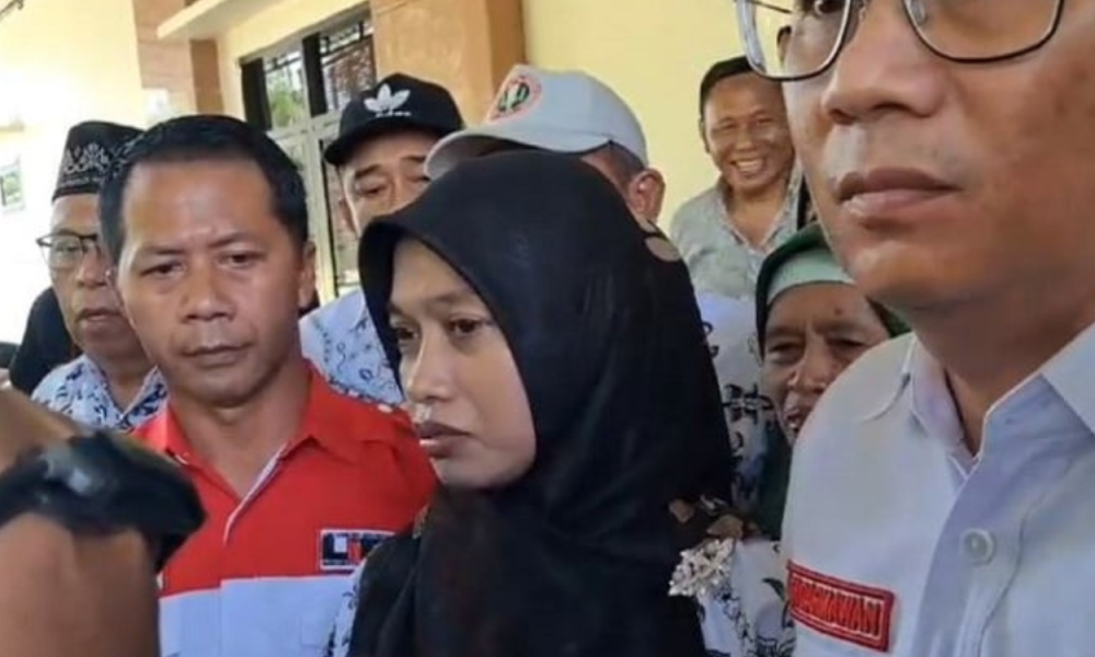 Guru Supriyani Divonis Bebas dari Dakwaan Aniaya Anak Polisi