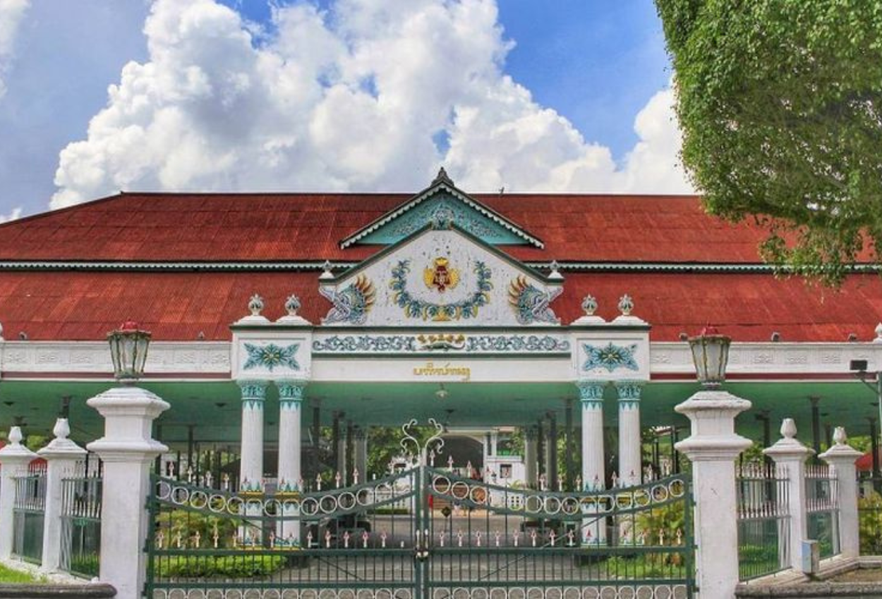 Keraton Yogyakarta Gugat PT KAI atas Sengketa Lahan Stasiun Tugu