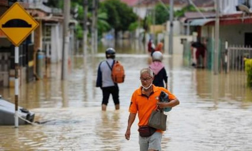 Malaysia Diterjang Banjir, 80 Orang Mengungsi dan 4 Orang Dikabarkan Tewas