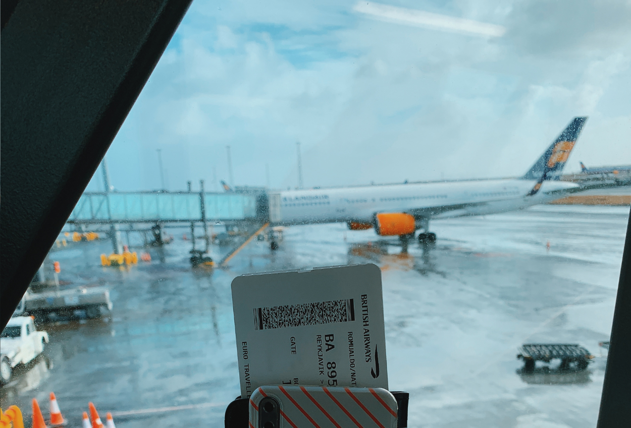 Pemerintah Resmi Turunkan Harga Tiket Pesawat 10% di Seluruh Bandara Indonesia Saat Nataru