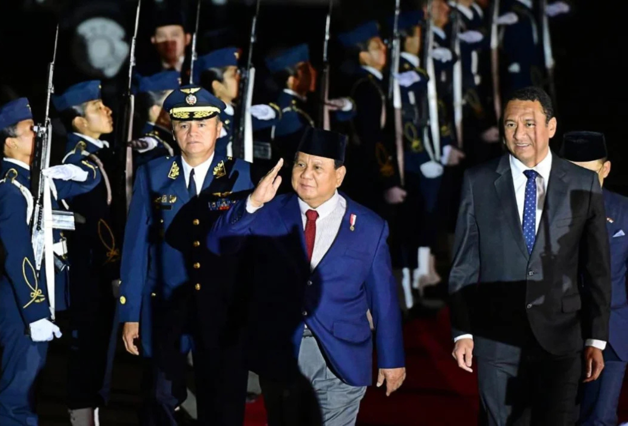 Prabowo Tiba di Peru, Hadiri KTT APEC untuk Bahas Ekonomi Asia Pasifik