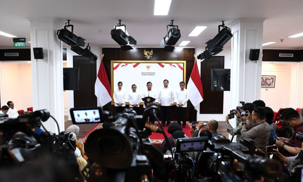Presiden Prabowo Resmi Umumkan Upah Minimum 2025 Naik 6,5 Persen