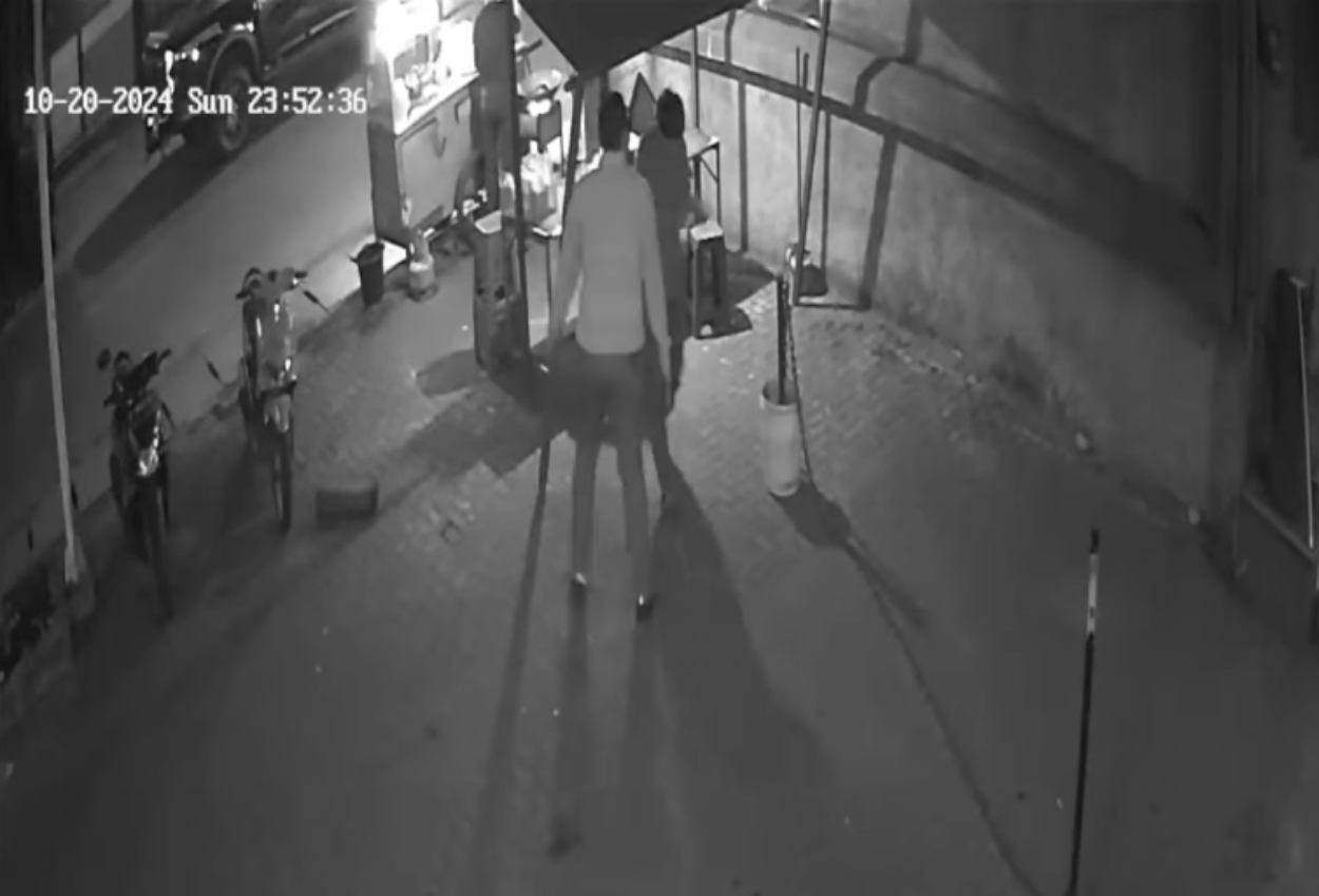 Pria di Pondok Gede Dianiaya Brutal Usai Tegur Matikan Lampu Mobil