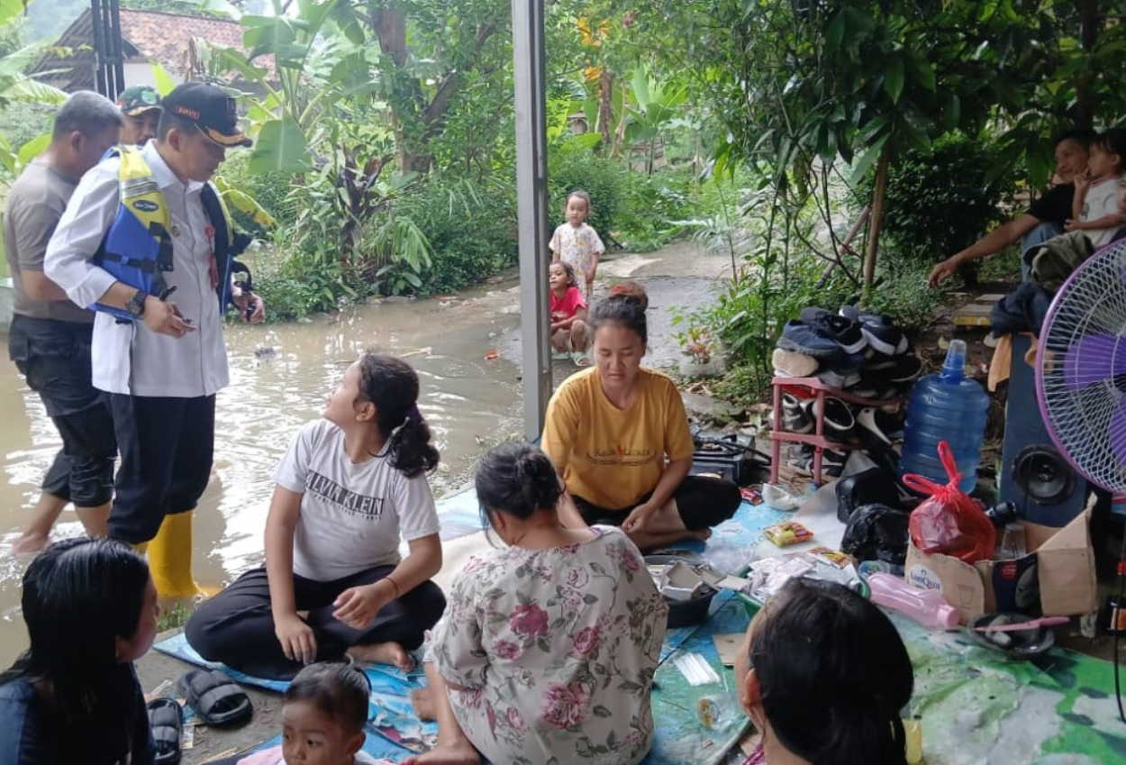 Puluhan Rumah Terendam Banjir, Akses Jalan Putus di Tangerang