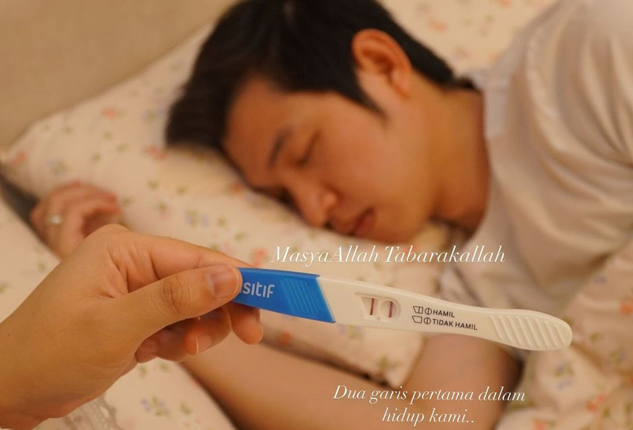 Setelah 5 Tahun Menanti, Koh Dennis dan Yunda Faisyah Sambut Kehamilan Anak Kembar