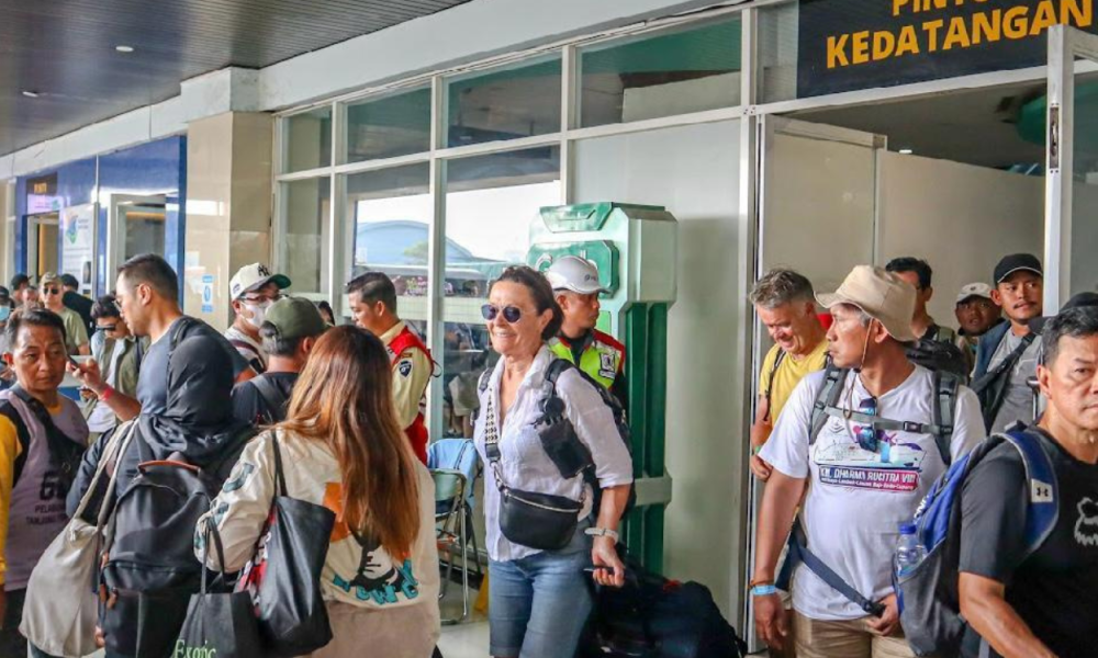 Terdampak Erupsi Lewotobi, Wisatawan Labuan Bajo Ditawarkan Diskon Hotel hingga 50%