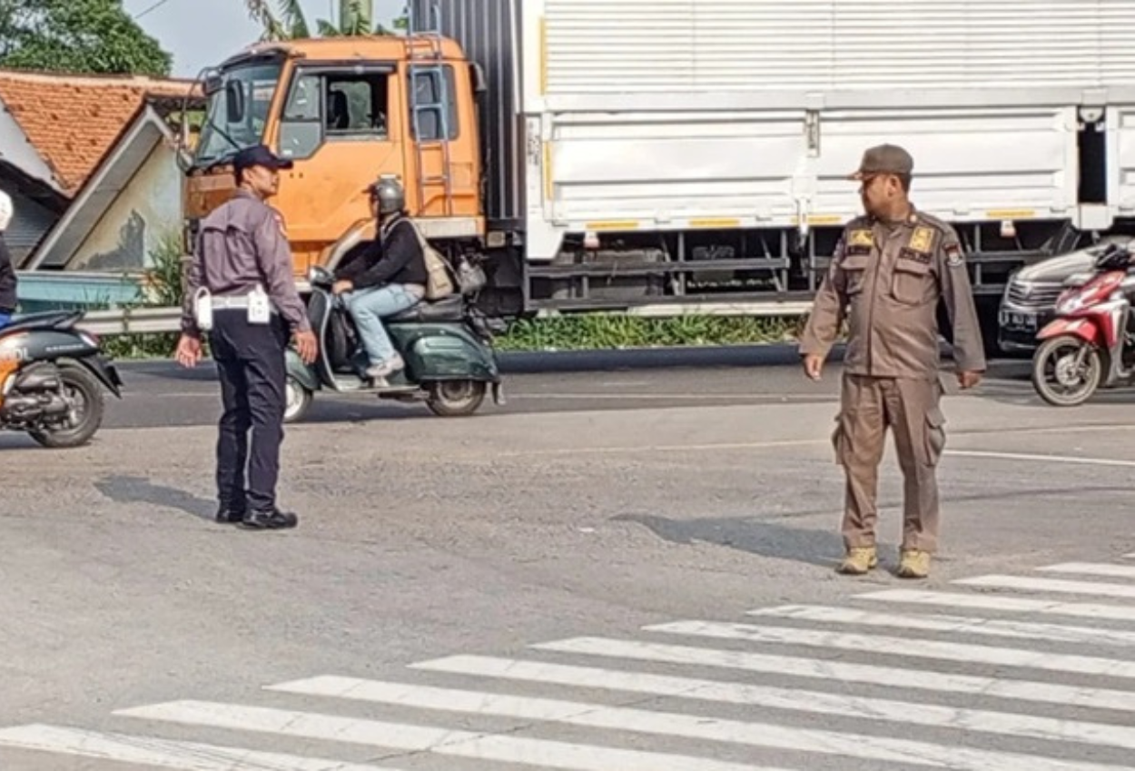 Truk Dilarang Melintas di Tangerang Usai Insiden Tewaskan Anak 9 Tahun