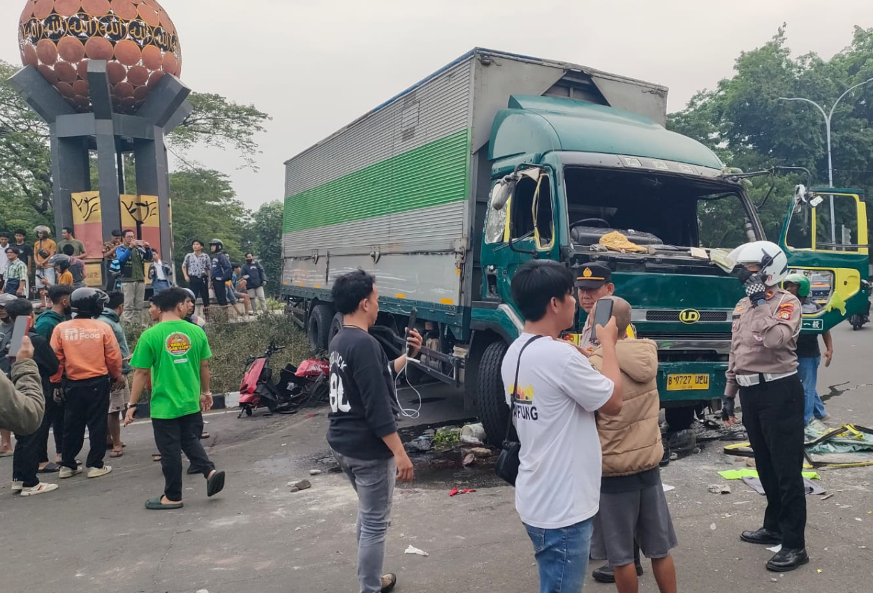 Truk Ugal Ugalan di Cipondoh Tangerang, Korban Capai Puluhan