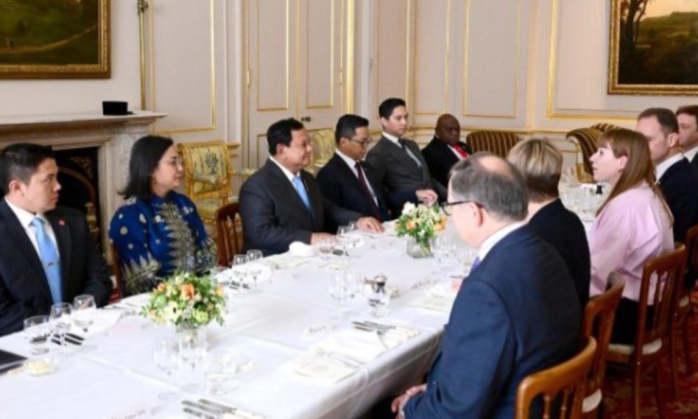 Wakil PM Angela Rayn dan Presiden Prabowo Makan Siang Bersama Bahas Program Gizi untuk Anak anak