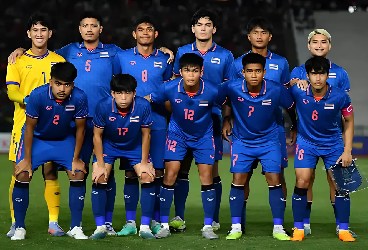 Kalahkan Singapura, Timnas Thailand Lolos ke Semifinal Piala AFF