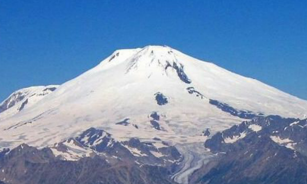 Lapisan Es Jayawijaya Menyusut Drastis, Kini Tersisa 4 Meter