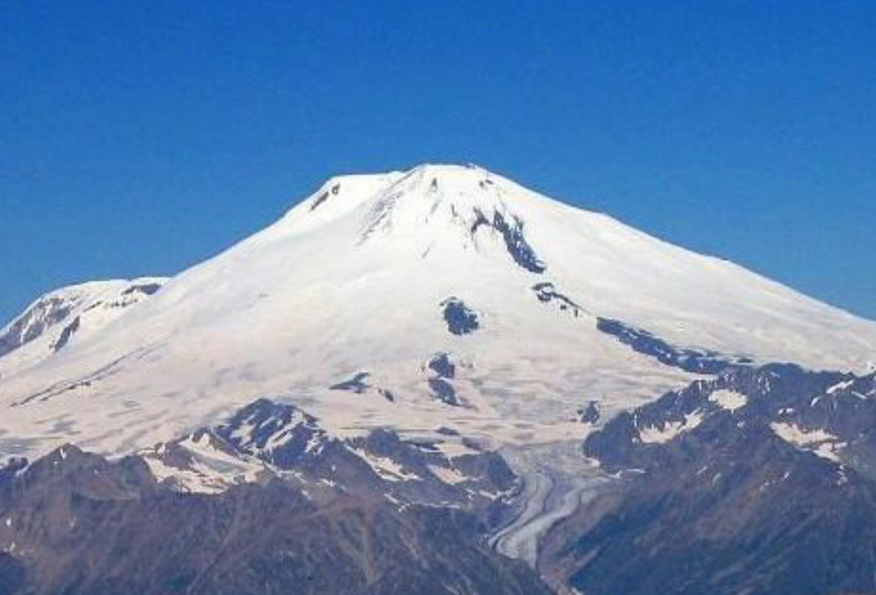 Lapisan Es Jayawijaya Menyusut Drastis, Kini Tersisa 4 Meter