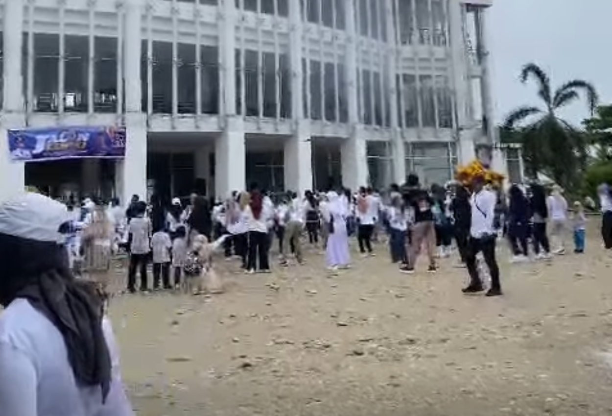 Tuai Kontroversi, ASN Lakukan Senam Massal Bermusik DJ di Halaman Masjid Agung Kolaka Utara