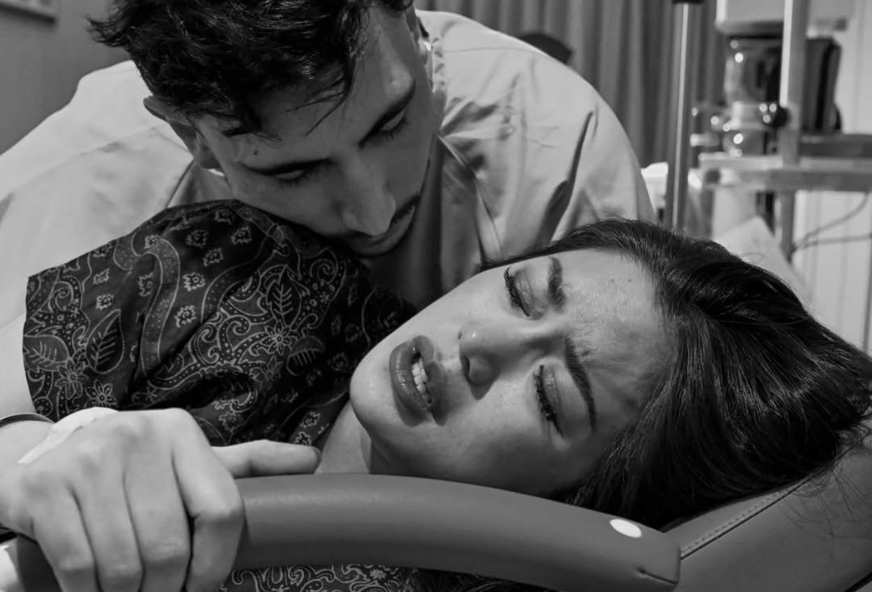 Tuai Pujian, Vincent Verhaag Tak Pingsan Saat Lihat Jessica Iskandar Pendarahan