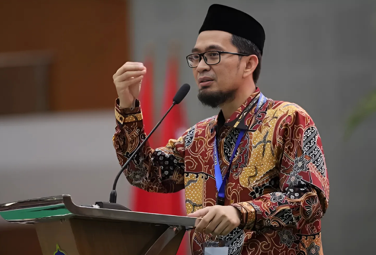 Warganet Ramai Usulkan Ustaz Adi Hidayat untuk Jadi Pengganti Gus Miftah