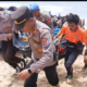 Belasan Siswa SMPN 7 Mojokerto Tenggelam di Pantai Drini Gunungkidul saat Outing Class, Tiga Orang Tewas