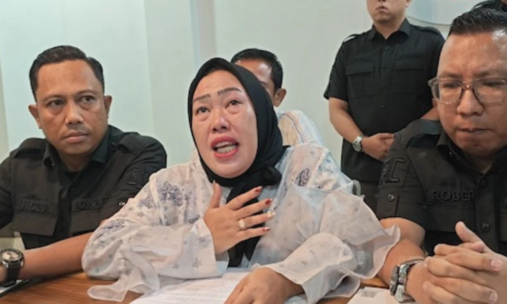Bunda 'Dor Dor' Menangis Akui Kena Penipuan Endorse, Datang ke Jakarta 2 Hari Hanya Dapat Rp15 Juta