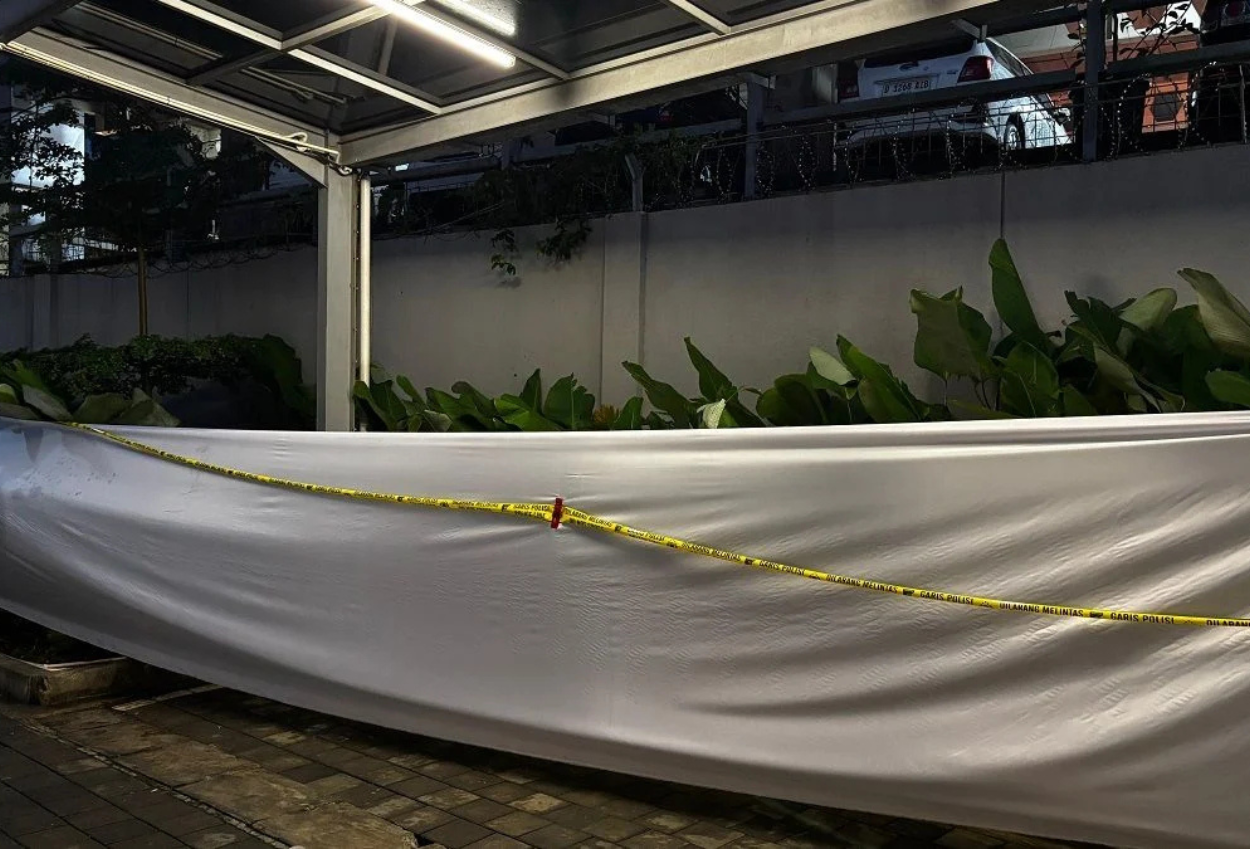 Diduga Bunuh Diri, Pria Lompat dari Lantai 11 Mal PVJ Bandung