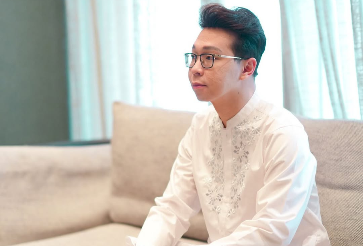 Dokter Richard Lee Resmi Mualaf, Ustaz Derry Sulaiman Lagi Belajar Salat