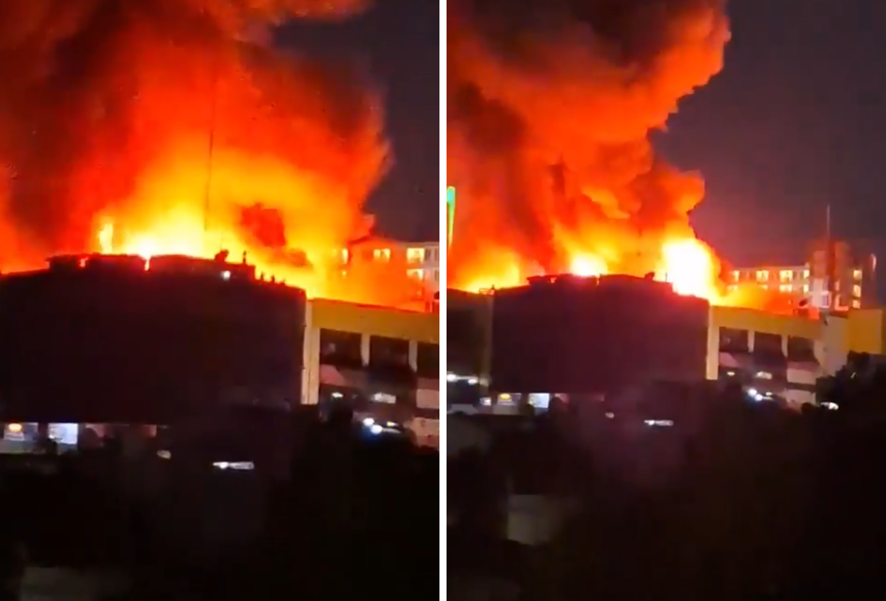 Glodok Plaza Kebakaran Besar, 9 Orang Sempat Terjebak selama 1 Jam