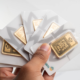 Harga Emas Antam Hari Ini Capai Rekor Tertinggi, Nyaris Tembus Rp1,6 Juta per Gram