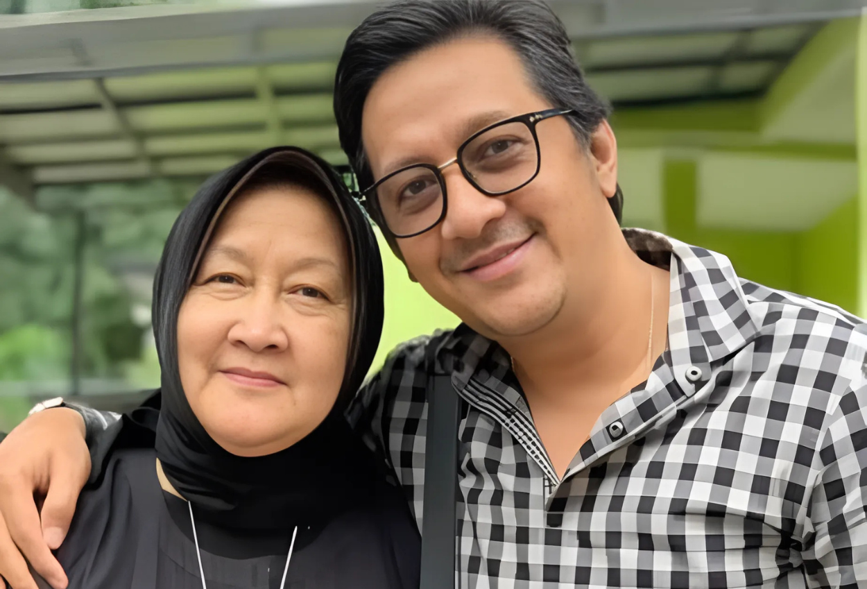 Ibunda Andre Taulany Komentari Ayu Ting Ting yang Kerap Dandan Berlebihan di Acara Sitkom