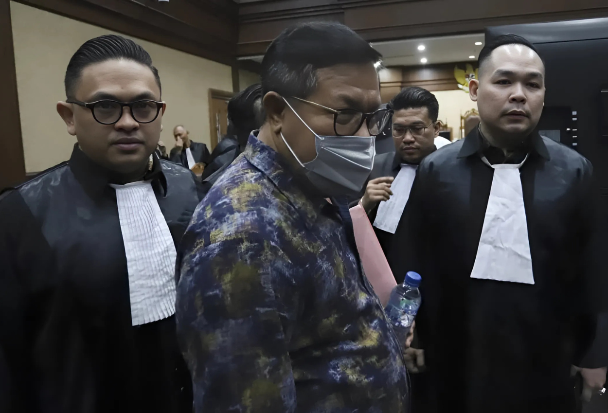 Istri Hakim Pemberi Vonis Bebas Ronald Tannur Geram Dua Kali ke ATM, Selalu Saldo Anda Nol