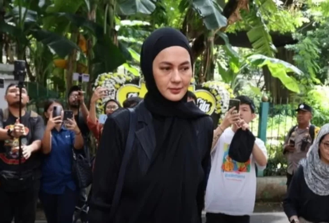 Menangis atas Kepergian Ayah Baim Wong, Paula Verhoeven Terima Kasih atas Kasih Sayang Papah