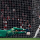 Netizen Sebut Aksi Gemilang Altay Bayindir Mirip David De Gea
