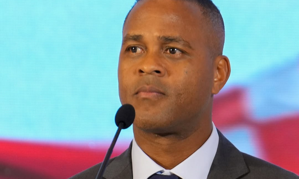 Patrick Kluivert Bocorkan Beberapa Pemain akan Segera dinaturalisasi, Salah Satu yang Pasti Jairo Riedewald