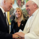Paus Fransiskus Dianugerahi Medali Kebebasan oleh Presiden Biden yang Merupakan Penghargaan Sipil Tertinggi AS