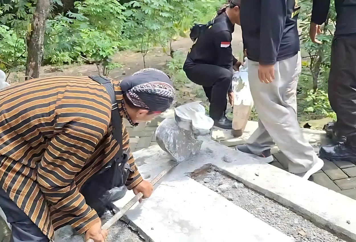 Pejuang Walisongo di Ngawi Bongkar Paksa 5 Makam Ulama Palsu