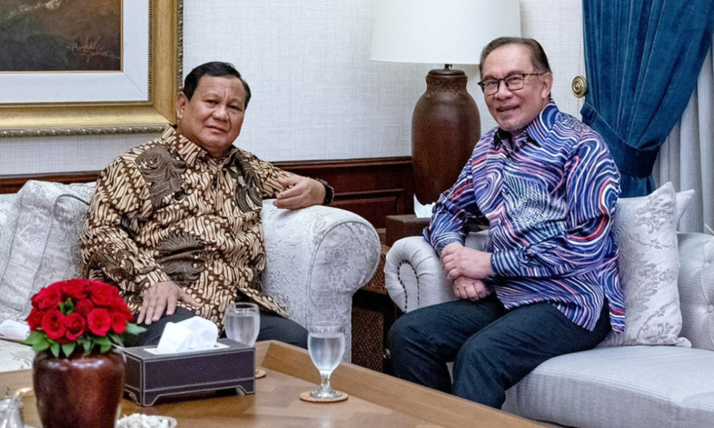 Presiden Prabowo Bertemu dengan PM Anwar Ibrahim, Disambut di Rumah Tangsi Malaysia
