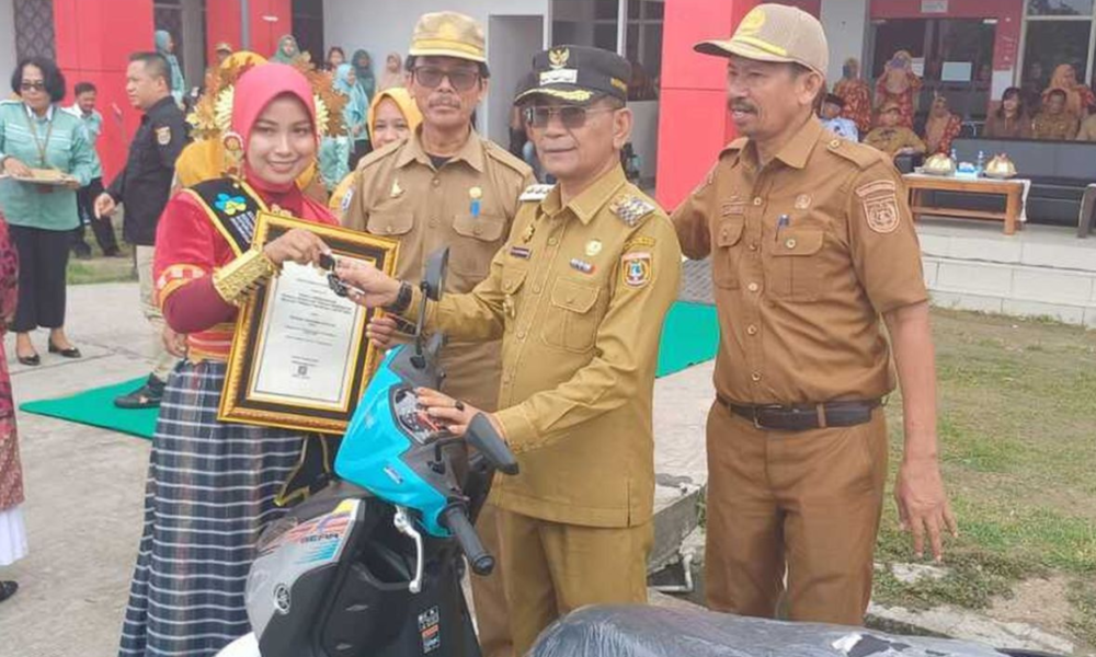 Seperti Di prank, Bidan di Polman Malu dan Kecewa Hadiah Motornya Ditarik Kembali oleh Pemkab