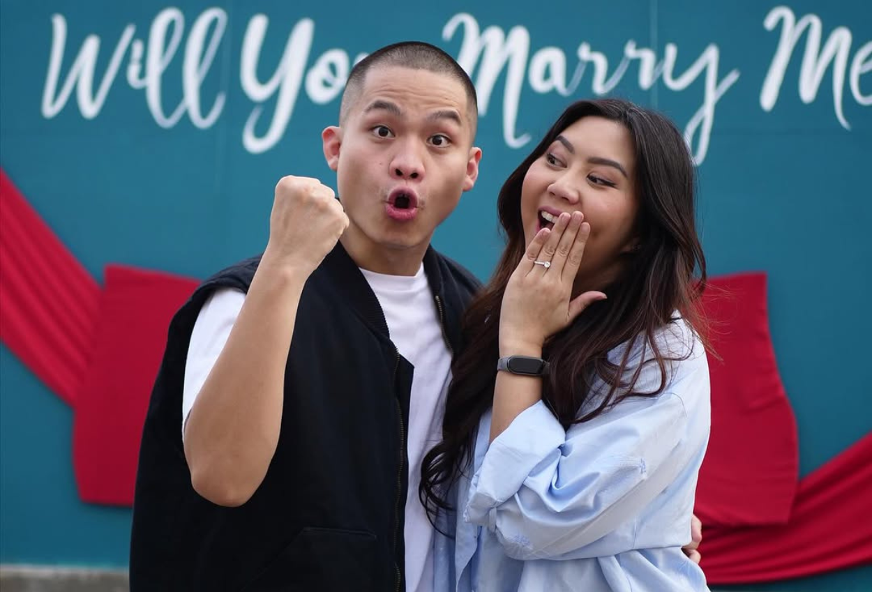 So Sweet! Momen Cellos Lamar Sang Kekasih Usai 7 Tahun Berpacaran