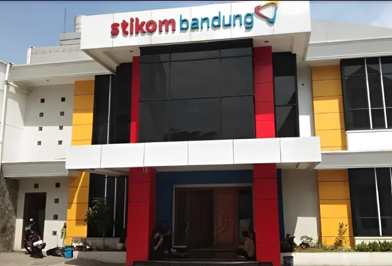 Stikom Bandung Batalkan 233 Ijazah Mahasiswa yang Lulus Periode 2018