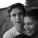 Tom Holland dan Zendaya Dikabarkan Tunangan, Pamer Cincin Berlian di Golden Globes
