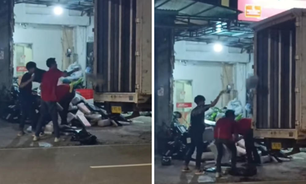 Viral! Petugas Ekspedisi Lempar Paket Sembarangan, Bikin Warganet Geram
