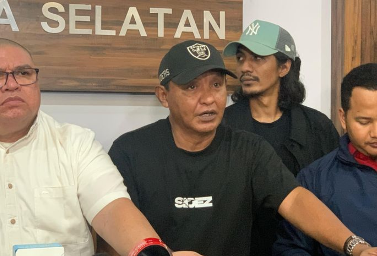 Ayah Vadel Badjideh Kesal dan Sebut Nikita Mirzani Gembong Fitnah dan Sampah