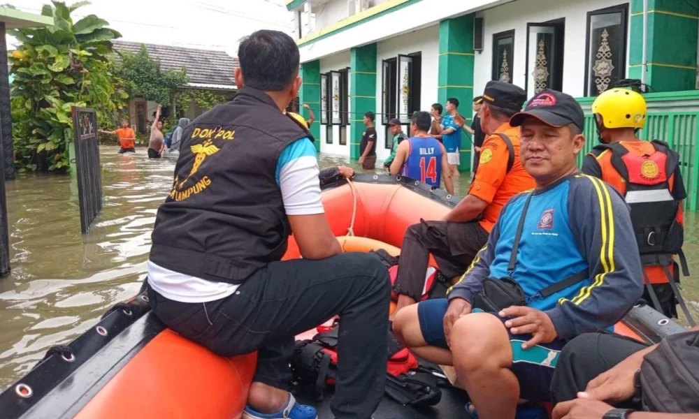 Banjir Terjang Bandar Lampung, Ribuan Rumah Terdampak Dan 3 Orang Dikabarkan Tewas