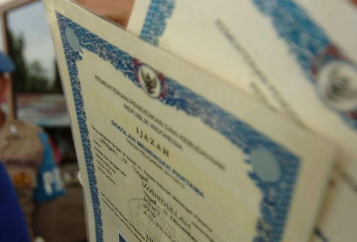 Cegah Upaya Pemalsuan, Kemendikdasmen Terapkan Ijazah Elektronik 2025